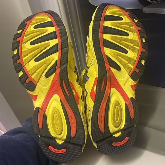 Bad Bunny Adidas - Picture 2 of 7